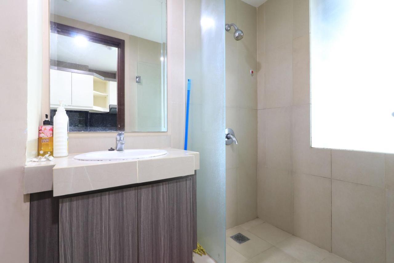 U Residence 2 By Ana Room Tangerang Esterno foto